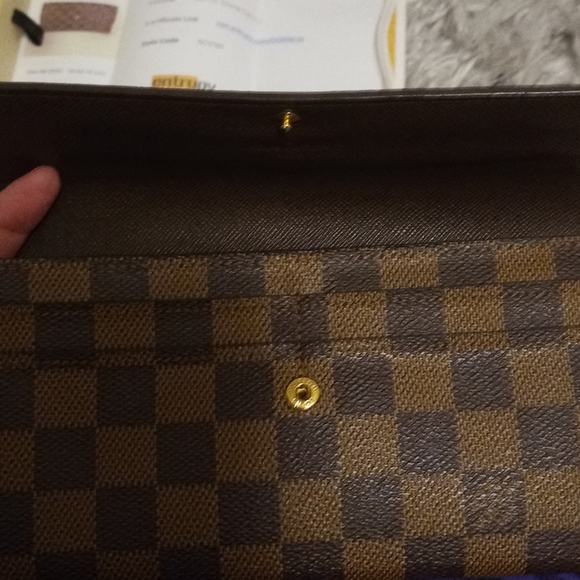 🤎SOLD🤎Louis Vuitton Damier Ebene Sarah Wallet - Picture 9 of 11